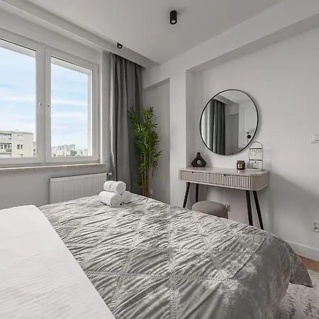 House In Saint-pabu Near Stunning Beaches