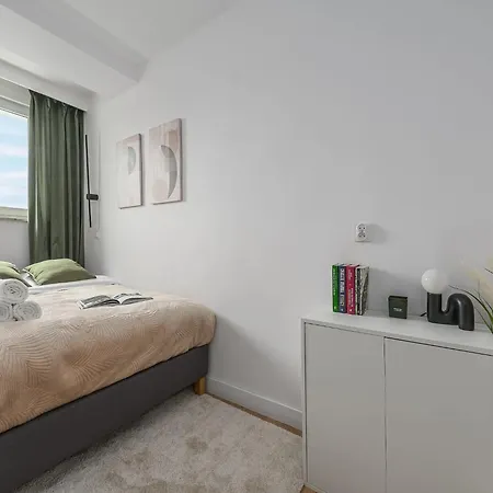 House In Saint-pabu Near Stunning Beaches Apartman